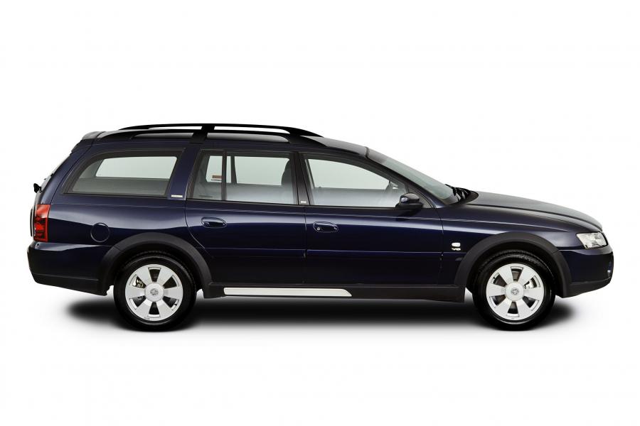  Holden Adventra 2003 года  (фото 76 из 78)